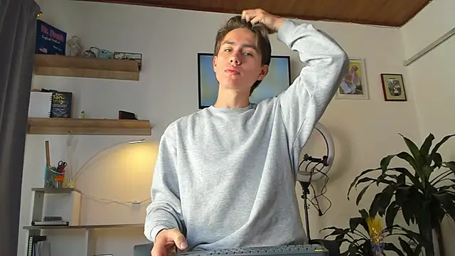 Snapshot of manucute_23_ chatting on 01-17-26, 02:44 manucute 23 online show from 01-17-26, 02:44