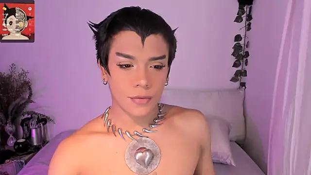 Snapshot of Danigio chatting on 11-01-25, 04:03 Danigio online show from 11-01-25, 04:03