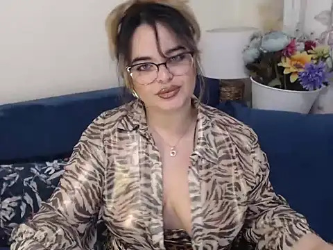MissPhantasyy online show from 02-05-25, 07:53