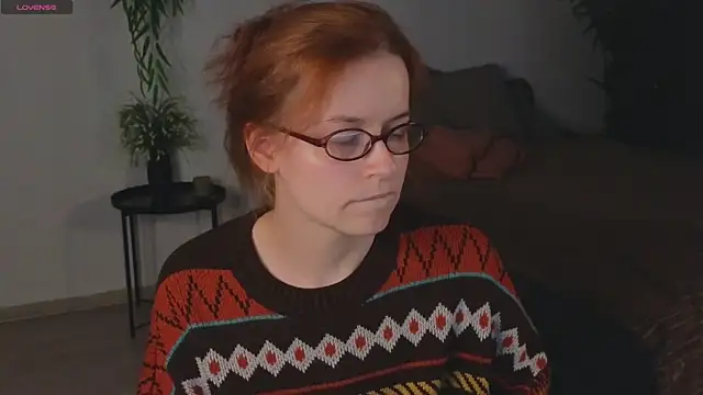 reb luvng online show from 09-11-25, 01:44