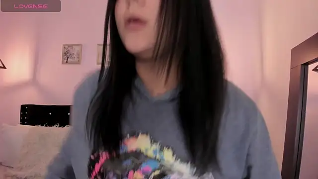 Oriana Guzman online show from 10-10-25, 11:26