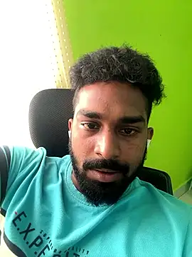 Snapshot of Handsomehunk_4U chatting on 12-09-24, 07:06 Handsomehunk 4U online show from 12-09-24, 07:06