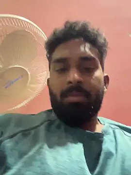 Snapshot of Handsomehunk_4U chatting on 12-12-24, 05:37 Handsomehunk 4U online show from 12-12-24, 05:37