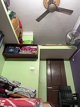 Snapshot of Handsomehunk_4U chatting on 01-21-25, 02:05 Handsomehunk 4U online show from 01-21-25, 02:05