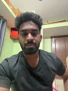 Snapshot of Handsomehunk_4U chatting on 12-19-25, 12:01 Handsomehunk 4U online show from 12-19-25, 12:01