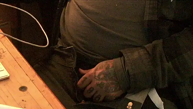 AlanDickson online show from 02-17-26, 05:04