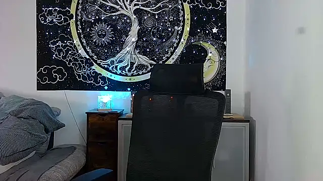 SexxyLiviaa online show from 03-16-26, 05:55