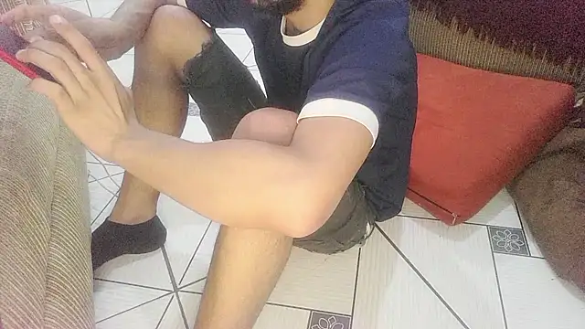 UncutToyBoy23cm online show from 11-06-25, 04:52