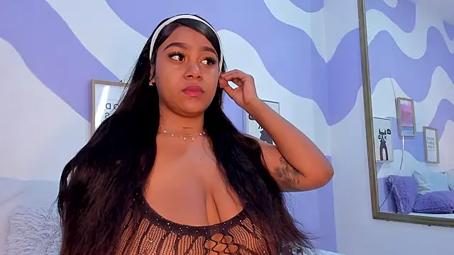 MONAAXXX  online show from 10-06-25, 03:53