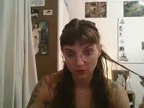 Snapshot of SweetyBabyDemon chatting on 12-01-24, 10:21 SweetyBabyDemon online show from 12-01-24, 10:21