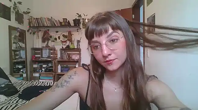 Snapshot of SweetyBabyDemon chatting on 12-07-24, 04:25 SweetyBabyDemon online show from 12-07-24, 04:25