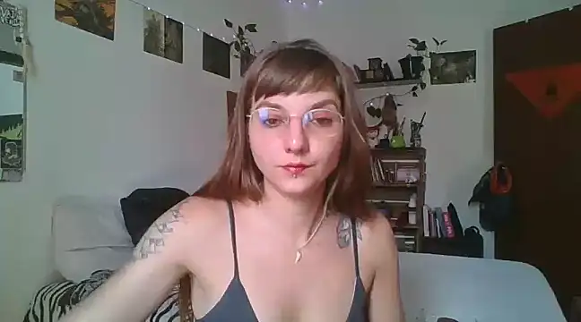 Snapshot of SweetyBabyDemon chatting on 12-12-24, 12:12 SweetyBabyDemon online show from 12-12-24, 12:12