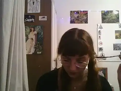 Snapshot of SweetyBabyDemon chatting on 12-23-24, 12:14 SweetyBabyDemon online show from 12-23-24, 12:14