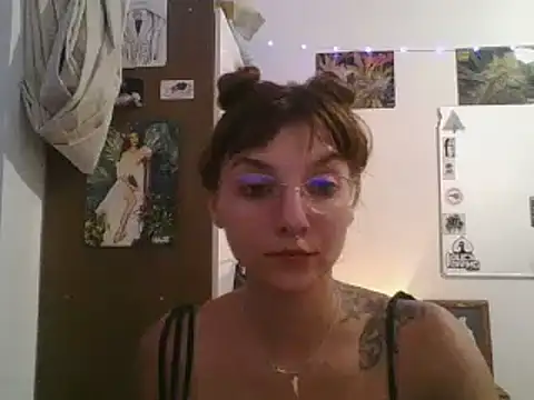 Snapshot of SweetyBabyDemon chatting on 12-30-24, 10:34 SweetyBabyDemon online show from 12-30-24, 10:34