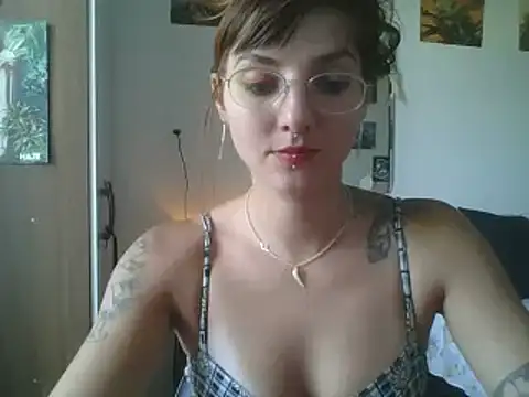 Snapshot of SweetyBabyDemon chatting on 01-12-25, 05:33 SweetyBabyDemon online show from 01-12-25, 05:33