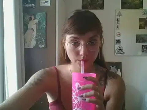 Snapshot of SweetyBabyDemon chatting on 01-18-25, 06:43 SweetyBabyDemon online show from 01-18-25, 06:43
