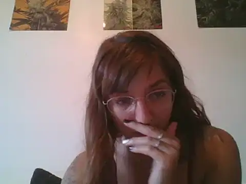 Snapshot of SweetyBabyDemon chatting on 02-08-25, 08:42 SweetyBabyDemon online show from 02-08-25, 08:42