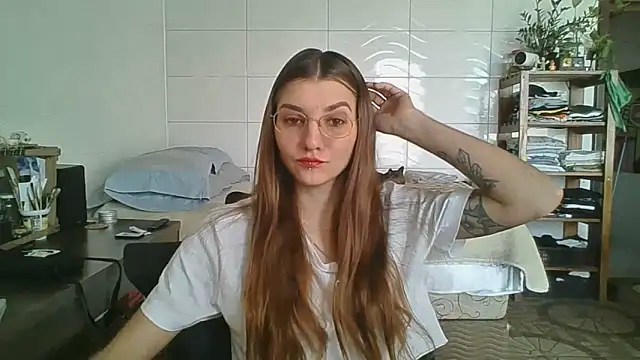 Snapshot of SweetyBabyDemon chatting on 09-15-25, 02:06 SweetyBabyDemon online show from 09-15-25, 02:06