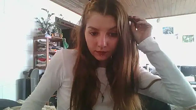 Snapshot of SweetyBabyDemon chatting on 10-19-25, 01:56 SweetyBabyDemon online show from 10-19-25, 01:56