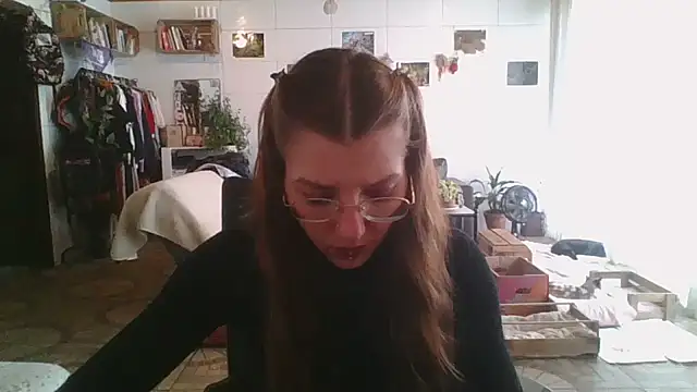 Snapshot of SweetyBabyDemon chatting on 10-26-25, 06:14 SweetyBabyDemon online show from 10-26-25, 06:14