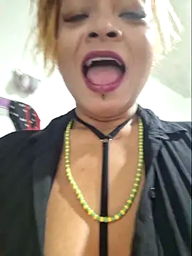 gatadeojosclaros online show from 02-09-26, 02:26