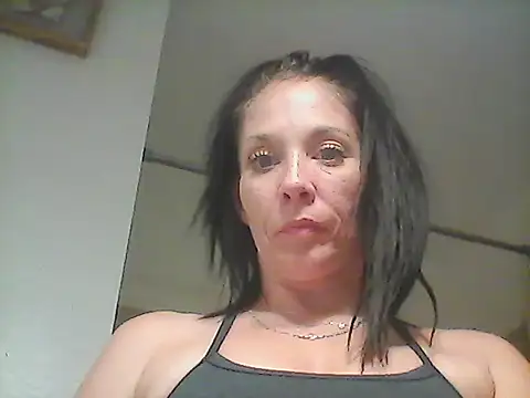 Snapshot of gorgeous11 chatting on 02-25-25, 08:14 gorgeous11 online show from 02-25-25, 08:14