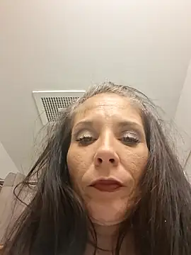 Snapshot of gorgeous11 chatting on 01-07-26, 10:18 gorgeous11 online show from 01-07-26, 10:18