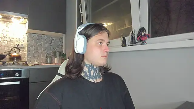  torfin  online show from 03-08-25, 03:17