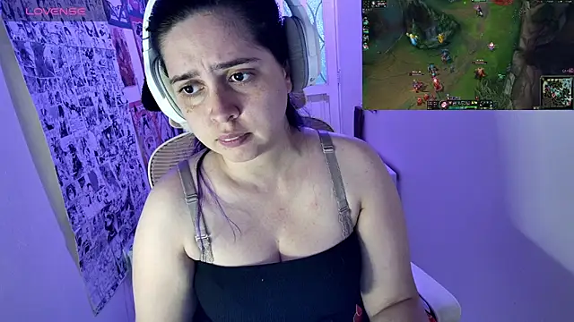 Snapshot of Vallolet_Spencer chatting on 02-25-26, 04:00 Vallolet Spencer online show from 02-25-26, 04:00