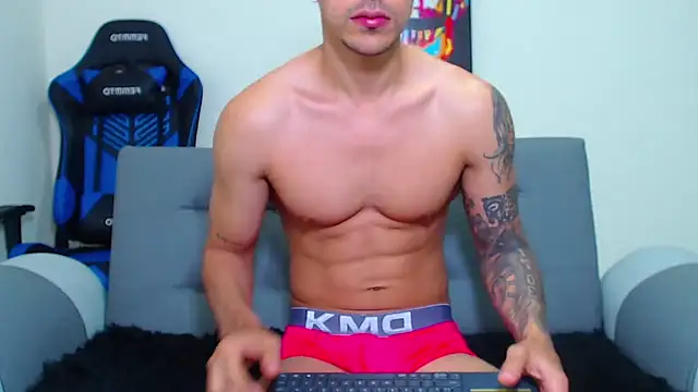 Tristan-bm online show from 01-08-25, 02:25