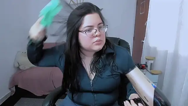 Snapshot of Aria_Fullbuster chatting on 11-30-25, 07:51 Aria Fullbuster online show from 11-30-25, 07:51