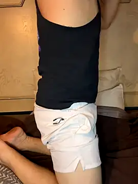 Snapshot of whitehammer94u chatting on 10-08-25, 11:24 whitehammer94u online show from 10-08-25, 11:24