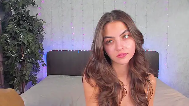Milana Crystal  online show from 12-09-24, 08:11