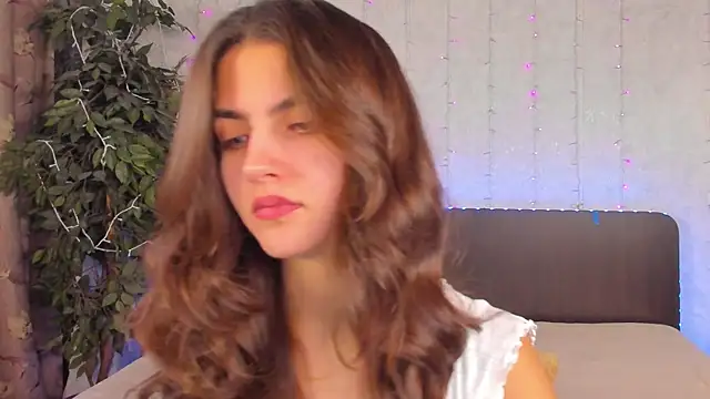 Milana Crystal  online show from 12-10-24, 08:19