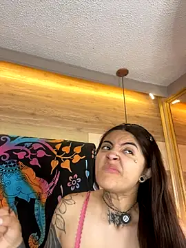 Snapshot of Cori_Paige chatting on 10-15-25, 03:39 Cori Paige online show from 10-15-25, 03:39