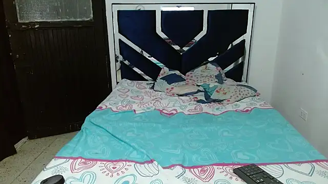 MiguelAngelxl online show from 09-28-25, 09:31