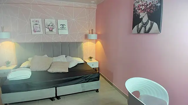 zara  sweet online show from 11-11-25, 01:11