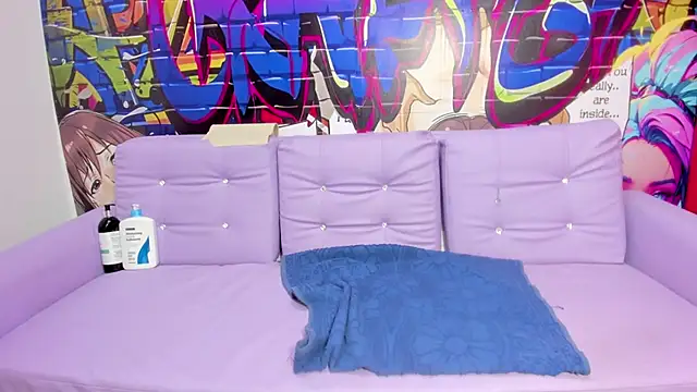 jessi and boy online show from 10-13-25, 11:05