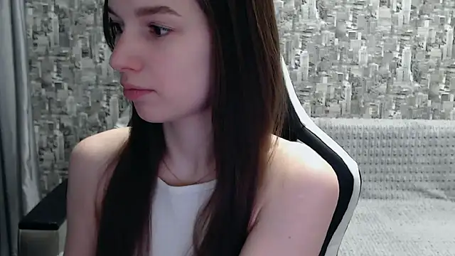 MissMiaCutie online show from 03-01-25, 12:56