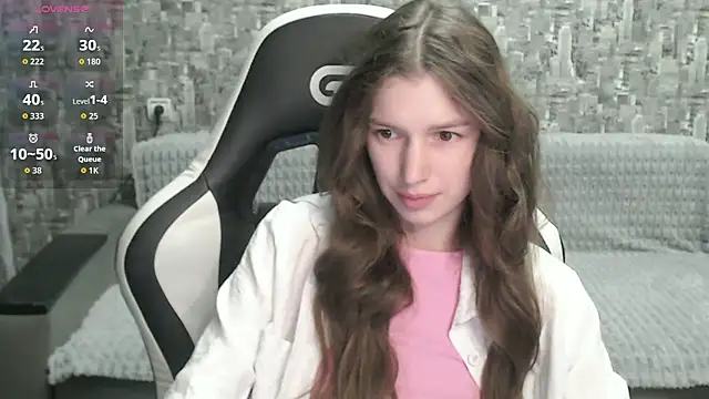 MissMiaCutie online show from 09-29-25, 12:21