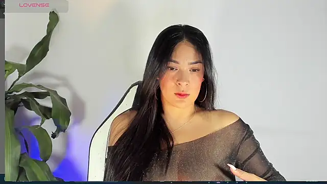 bella hadid1  online show from 03-04-25, 03:44