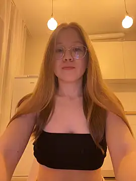 Eva Weyne online show from 10-11-25, 06:50