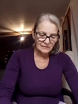 irinamaux online show from 10-28-25, 11:18