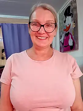 irinamaux online show from 12-21-25, 04:58