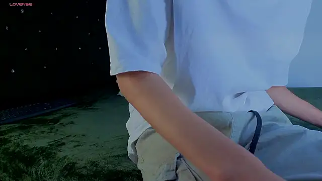 Snapshot of Levii_Ackermann chatting on 02-27-26, 01:55 Levii Ackermann online show from 02-27-26, 01:55