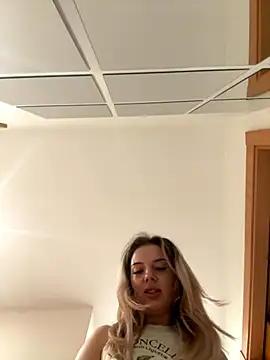 LexyGold online show from 11-07-25, 08:14