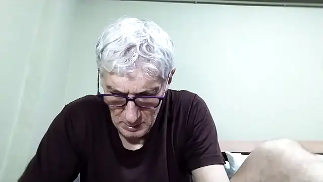 Snapshot of BIGUNCUTHARDCOCK chatting on 11-25-25, 05:07 BIGUNCUTHARDCOCK online show from 11-25-25, 05:07