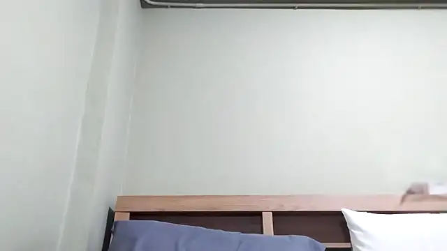 Snapshot of BIGUNCUTHARDCOCK chatting on 12-03-25, 12:29 BIGUNCUTHARDCOCK online show from 12-03-25, 12:29