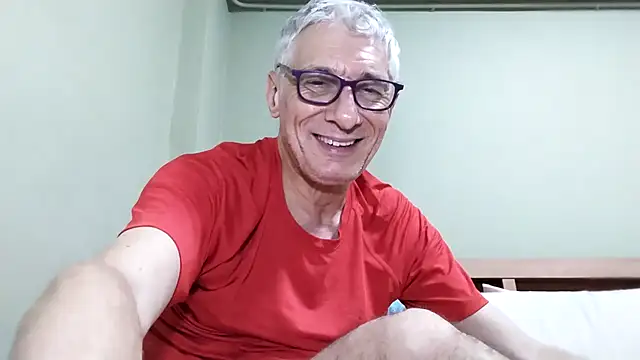 Snapshot of BIGUNCUTHARDCOCK chatting on 01-18-26, 02:54 BIGUNCUTHARDCOCK online show from 01-18-26, 02:54