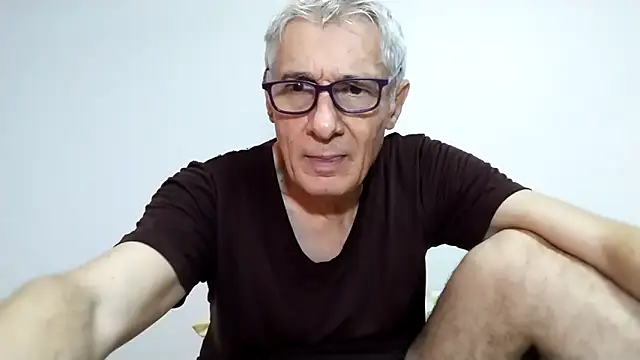 Snapshot of BIGUNCUTHARDCOCK chatting on 02-19-26, 01:56 BIGUNCUTHARDCOCK online show from 02-19-26, 01:56